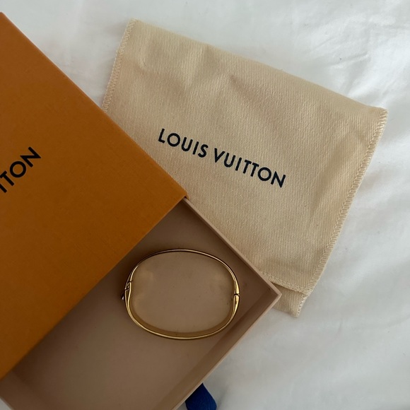 Louis Vuitton gold bangle - Picture 4 of 5